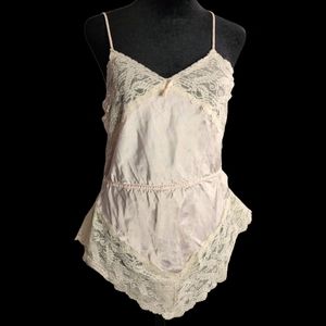 🎀Vintage Baby Pink Teddy